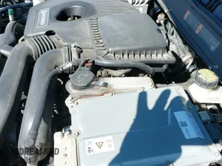 ✅ 2017 Ford Fusion Hybrid SE • VIN: 3FA6P0LU6HR324561 • Lot: 43581120. Listed on IAAI with 161,886 mi. Free auction sales archive from the USA and detailed vehicle history report at DreamBid. Image 19.