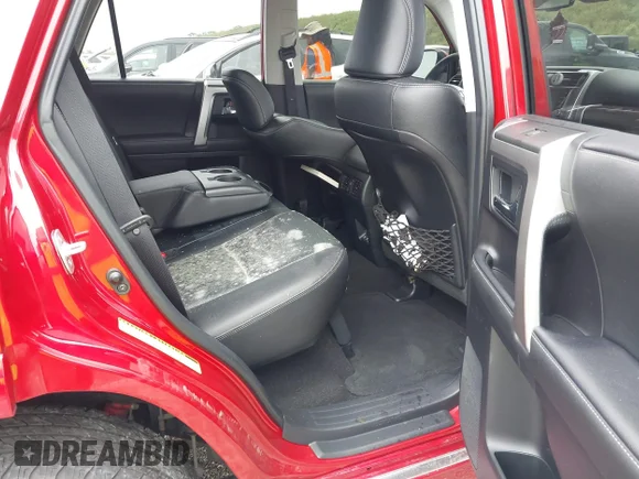 ✅ 2020 Toyota 4Runner SR5 • VIN: JTEZU5JR2L5216120 • Lot: 40480903. Wystawiony na IAAI z przebiegiem Nie podano. Bezpłatny archiwum sprzedaży aukcyjnych z USA i szczegółowy raport historii pojazdu na DreamBid. Zdjęcie 8.
