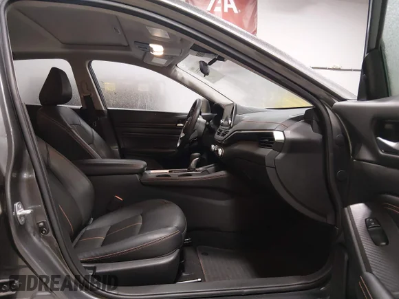 ✅ 2021 Nissan Altima SR • VIN: 1N4BL4CV8MN417783 • Lot: 44545555. Wystawiony na IAAI z przebiegiem 48 140 mil. Bezpłatny archiwum sprzedaży aukcyjnych z USA i szczegółowy raport historii pojazdu na DreamBid. Zdjęcie 5.
