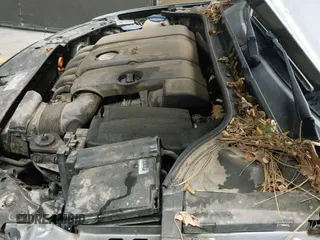 ✅ 2011 Volkswagen Jetta SE • VIN: 3VWDX7AJ1BM306991 • Lot: 43422107. Wystawiony na IAAI z przebiegiem 201 835 mil. Bezpłatny archiwum sprzedaży aukcyjnych z USA i szczegółowy raport historii pojazdu na DreamBid. Zdjęcie 19.