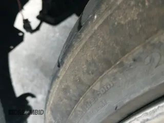 2013 Hyundai Veloster Turbo z VIN KMHTC6AE5DU095540, wystawiony jako IAAI lot #42302375 z przebiegiem 97 401 mil mil oraz . Historia ofert i sprzedaży dostępna na DreamBid. Obrazek 13.