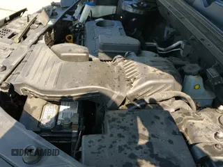 ✅ 2011 Kia Sorento LX • VIN: 5XYKT3A15BG005779 • Lot: 42915388. Listed on IAAI with 180,119 mi. Free auction sales archive from the USA and detailed vehicle history report at DreamBid. Image 19.