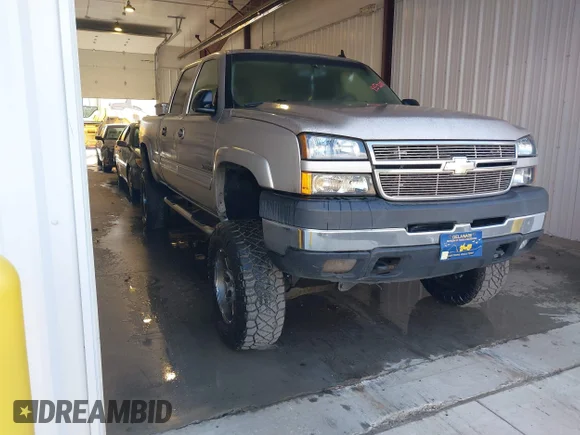 ✅ 2007 Chevrolet Silverado 2500HD LT1 • VIN: 1GCHK23D47F147632 • Лот: 43542171. Опубликован ранее на IAAI с пробегом 405 747 миль. Бесплатный доступ к архиву аукционных продаж из США и подробный отчёт об истории автомобиля на DreamBid. Изображение 1.