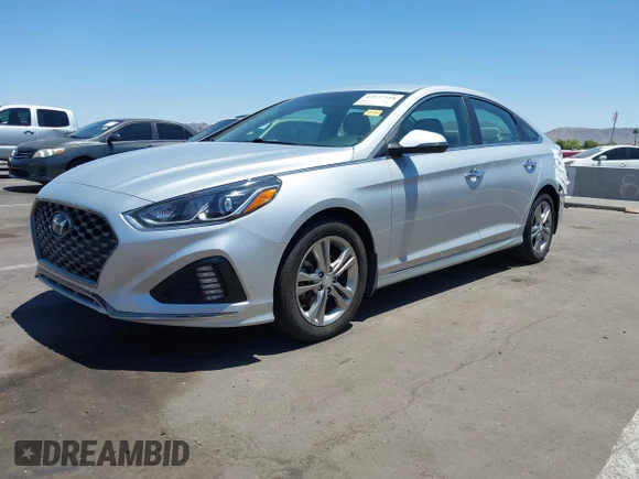 ✅ 2018 Hyundai Sonata Limited • VIN: 5NPE34AF6JH712542 • Lot: 42537518. Wystawiony na IAAI z przebiegiem 61 809 mil. Bezpłatny archiwum sprzedaży aukcyjnych z USA i szczegółowy raport historii pojazdu na DreamBid. Zdjęcie 2.