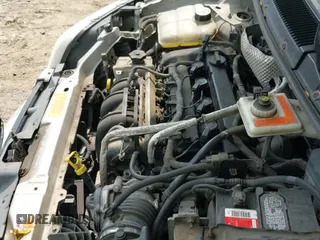 ✅ 2010 Ford Transit Connect XLT • VIN: NM0KS9BN3AT013533 • Lot: 42426515. Wystawiony na IAAI z przebiegiem 116 567 mil. Bezpłatny archiwum sprzedaży aukcyjnych z USA i szczegółowy raport historii pojazdu na DreamBid. Zdjęcie 12.