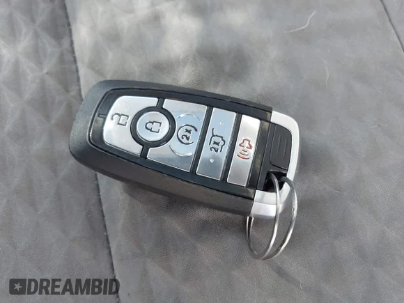 ✅ 2022 Ford Escape SE • VIN: 1FMCU9G69NUA43070 • Lot: 44375217. Wystawiony na IAAI z przebiegiem 43 113 mil. Bezpłatny archiwum sprzedaży aukcyjnych z USA i szczegółowy raport historii pojazdu na DreamBid. Zdjęcie 11.