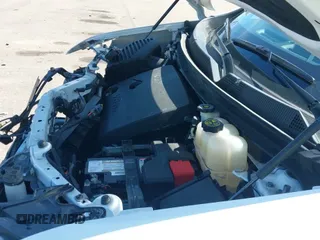 ✅ 2020 Chevrolet Traverse LT Cloth • VIN: 1GNEVGKW3LJ176600 • Lot: 43207218. Wystawiony na IAAI z przebiegiem 148 952 mil. Bezpłatny archiwum sprzedaży aukcyjnych z USA i szczegółowy raport historii pojazdu na DreamBid. Zdjęcie 19.