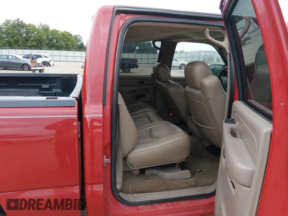 ✅ 2006 Chevrolet Silverado 1500 LT1 • VIN: 2GCEK13TX61217063 • Лот: 45334225. Опубліковано раніше на IAAI з пробігом 206 087 миль. Безкоштовний доступ до архіву аукціонних продажів зі США та докладний звіт про історію автомобіля на DreamBid. Зображення 8.
