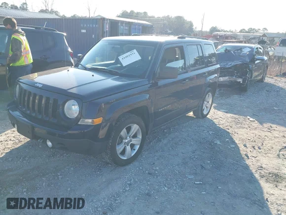 ✅ 2013 Jeep Patriot Latitude • VIN: 1C4NJPFB2DD213728 • Lot: 44401931. Wystawiony na IAAI z przebiegiem 169 494 mil. Bezpłatny archiwum sprzedaży aukcyjnych z USA i szczegółowy raport historii pojazdu na DreamBid. Zdjęcie 2.