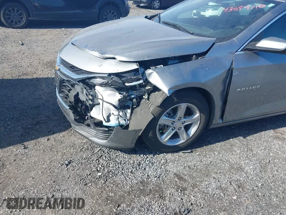 ✅ 2025 Chevrolet Malibu LS • VIN: 1G1ZB5ST6SF103227 • Lot: 43694710. Wystawiony na IAAI z przebiegiem 12 976 mil. Bezpłatny archiwum sprzedaży aukcyjnych z USA i szczegółowy raport historii pojazdu na DreamBid. Zdjęcie 6.