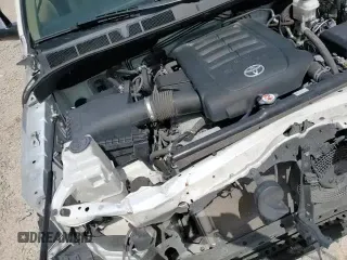 ✅ 2020 Toyota Sequoia Platinum • VIN: 5TDYY5G19LS074641 • Лот: 62863655. Опубликован ранее на Copart с пробегом 102 138 миль. Бесплатный доступ к архиву аукционных продаж из США и подробный отчёт об истории автомобиля на DreamBid. Изображение 15.