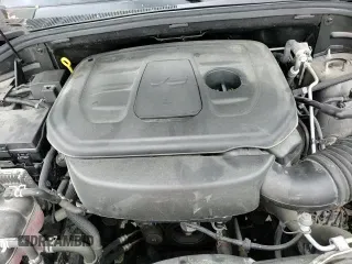 ✅ 2019 Jeep Grand Cherokee Altitude • VIN: 1C4RJFAG1KC810550 • Lot: 82595845. Wystawiony na Copart z przebiegiem 72 494 mil. Bezpłatny archiwum sprzedaży aukcyjnych z USA i szczegółowy raport historii pojazdu na DreamBid. Zdjęcie 17.