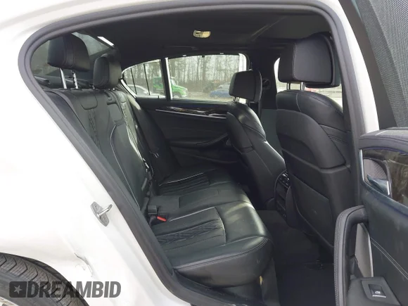 ✅ 2020 BMW 5 Series M550i xDrive • VIN: WBAJS7C01LBN96695 • Лот: 44210093. Опубликован ранее на IAAI с пробегом 63 892 миль. Бесплатный доступ к архиву аукционных продаж из США и подробный отчёт об истории автомобиля на DreamBid. Изображение 8.