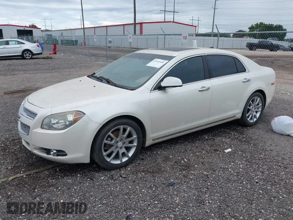 ✅ 2012 Chevrolet Malibu LTZ 1LZ • VIN: 1G1ZE5E08CF165710 • Lot: 45162446. Wystawiony na IAAI z przebiegiem 221 424 mil. Bezpłatny archiwum sprzedaży aukcyjnych z USA i szczegółowy raport historii pojazdu na DreamBid. Zdjęcie 2.