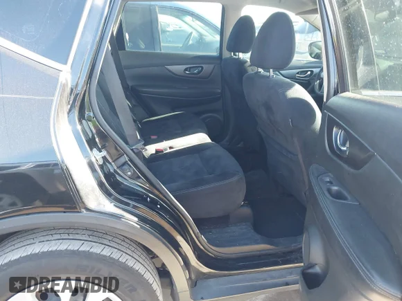 ✅ 2016 Nissan Rogue S • VIN: JN8AT2MT0GW016318 • Lot: 43904641. Wystawiony na IAAI z przebiegiem 200 711 mil. Bezpłatny archiwum sprzedaży aukcyjnych z USA i szczegółowy raport historii pojazdu na DreamBid. Zdjęcie 8.