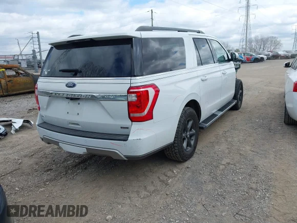 ✅ 2018 Ford Expedition Max XLT • VIN: 1FMJK1JT4JEA31961 • Lot: 42048584. Wystawiony na IAAI z przebiegiem 117 404 mil. Bezpłatny archiwum sprzedaży aukcyjnych z USA i szczegółowy raport historii pojazdu na DreamBid. Zdjęcie 4.