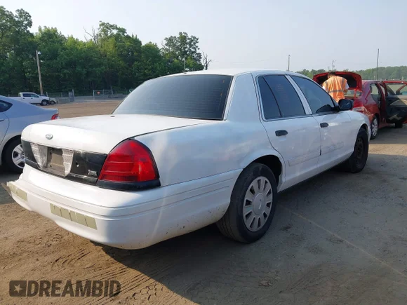 ✅ 2009 Ford Police Interceptor • VIN: 2FAHP71V79X142660 • Lot: 42474276. Wystawiony na IAAI z przebiegiem Nie podano. Bezpłatny archiwum sprzedaży aukcyjnych z USA i szczegółowy raport historii pojazdu na DreamBid. Zdjęcie 4.