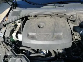 ✅ 2018 Volvo V60 Dynamic • VIN: YV140MEL0J2388407 • Lot: 66727865. Wystawiony na Copart z przebiegiem 77 699 mil. Bezpłatny archiwum sprzedaży aukcyjnych z USA i szczegółowy raport historii pojazdu na DreamBid. Zdjęcie 14.