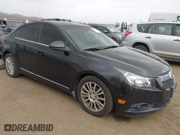 ✅ 2013 Chevrolet Cruze ECO • VIN: 1G1PH5SB8D7318716 • Lot: 45092357. Wystawiony na IAAI z przebiegiem 183 881 mil. Bezpłatny archiwum sprzedaży aukcyjnych z USA i szczegółowy raport historii pojazdu na DreamBid. Zdjęcie 1.