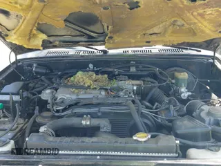 ✅ 1995 Toyota 4Runner • VIN: JT3VN39W7S0199636 • Лот: 42483025. Опубликован ранее на IAAI с пробегом 231 101 миль. Бесплатный доступ к архиву аукционных продаж из США и подробный отчёт об истории автомобиля на DreamBid. Изображение 12.