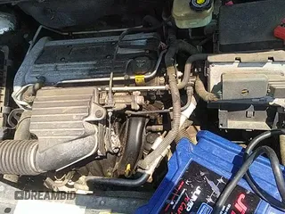 2004 Saturn ION ION 3 z VIN 1G8AK52F44Z125821, wystawiony jako IAAI lot #42599275 z przebiegiem 195 121 mil mil oraz . Historia ofert i sprzedaży dostępna na DreamBid. Obrazek 12.