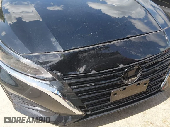✅ 2025 Nissan Altima SV • VIN: 1N4BL4DV2SN305220 • Lot: 44798261. Wystawiony na IAAI z przebiegiem 36 617 mil. Bezpłatny archiwum sprzedaży aukcyjnych z USA i szczegółowy raport historii pojazdu na DreamBid. Zdjęcie 6.