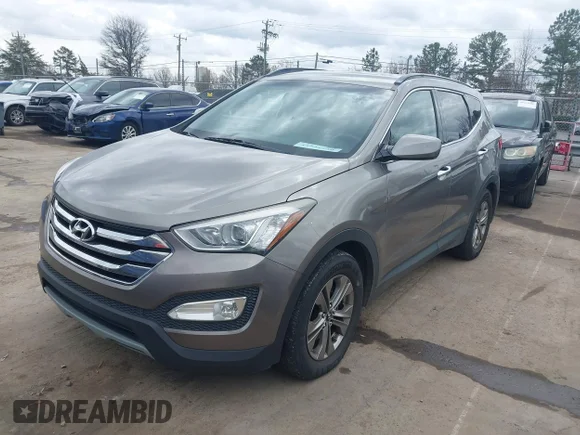 ✅ 2014 Hyundai Santa Fe • VIN: 5XYZU3LB9EG158638 • Lot: 44431130. Wystawiony na IAAI z przebiegiem 231 765 mil. Bezpłatny archiwum sprzedaży aukcyjnych z USA i szczegółowy raport historii pojazdu na DreamBid. Zdjęcie 2.