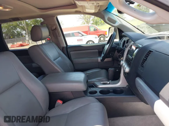 ✅ 2008 Toyota Sequoia SR5 • VIN: 5TDBY64A78S008046 • Lot: 42477345. Wystawiony na IAAI z przebiegiem 247 752 mil. Bezpłatny archiwum sprzedaży aukcyjnych z USA i szczegółowy raport historii pojazdu na DreamBid. Zdjęcie 5.