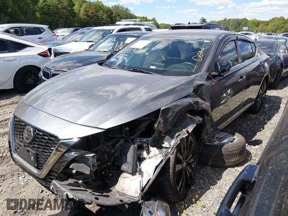 ✅ 2020 Nissan Altima SR • VIN: 1N4BL4CVXLC270411 • Лот: 45383649. Опубліковано раніше на IAAI з пробігом 55 160 миль. Безкоштовний доступ до архіву аукціонних продажів зі США та докладний звіт про історію автомобіля на DreamBid. Зображення 2.