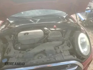 ✅ 2017 MINI Clubman Cooper S • VIN: WMWLN9C52H2E49125 • Lot: 64689885. Listed on Copart with 80,525 mi. Free auction sales archive from the USA and detailed vehicle history report at DreamBid. Image 14.