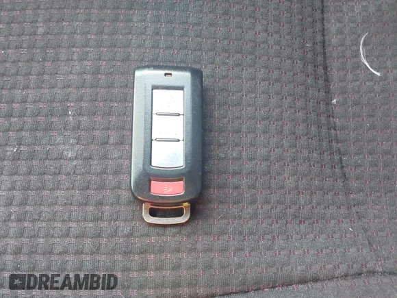 ✅ 2014 Mitsubishi Mirage ES • VIN: ML32A4HJ3EH006476 • Лот: 41933224. Опубліковано раніше на IAAI з пробігом 73 890 миль. Безкоштовний доступ до архіву аукціонних продажів зі США та докладний звіт про історію автомобіля на DreamBid. Зображення 11.