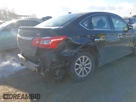 ✅ 2017 Nissan Sentra SR • VIN: 3N1AB7AP8HY274182 • Лот: 44184350. Опубліковано раніше на IAAI з пробігом 131 766 миль. Безкоштовний доступ до архіву аукціонних продажів зі США та докладний звіт про історію автомобіля на DreamBid. Зображення 6.