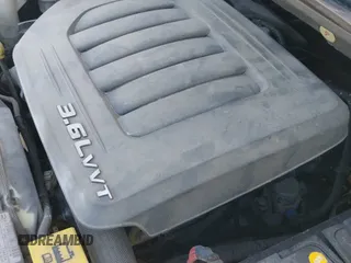 2013 Dodge Grand Caravan SE с VIN 2C4RDGBG2DR727683, выставлен на аукционе IAAI как лот 43175317 с пробегом 81 897 миль миль и . История ставок и продаж доступна на DreamBid. Изображение 12.