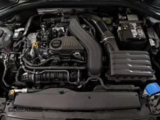 ✅ 2024 Volkswagen Jetta S • VIN: 3VW5M7BU5RM034591 • Lot: 89015665. Wystawiony na Copart z przebiegiem 28 615 mil. Bezpłatny archiwum sprzedaży aukcyjnych z USA i szczegółowy raport historii pojazdu na DreamBid. Zdjęcie 13.