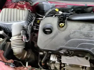 ✅ 2023 Chevrolet Equinox RS • VIN: 3GNAXWEG8PS163420 • Lot: 86307205. Wystawiony na Copart z przebiegiem 57 093 mil. Bezpłatny archiwum sprzedaży aukcyjnych z USA i szczegółowy raport historii pojazdu na DreamBid. Zdjęcie 14.