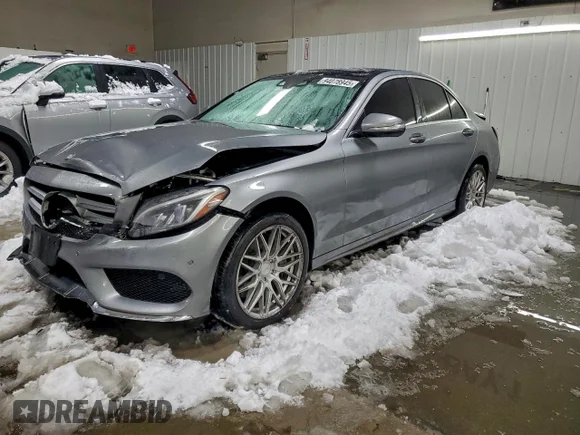 ✅ 2015 Mercedes-Benz C 400 • VIN: 55SWF6GB3FU039984 • Lot: 94078945. Listed on Copart with 121,048 mi. Free auction sales archive from the USA and detailed vehicle history report at DreamBid. Image 1.
