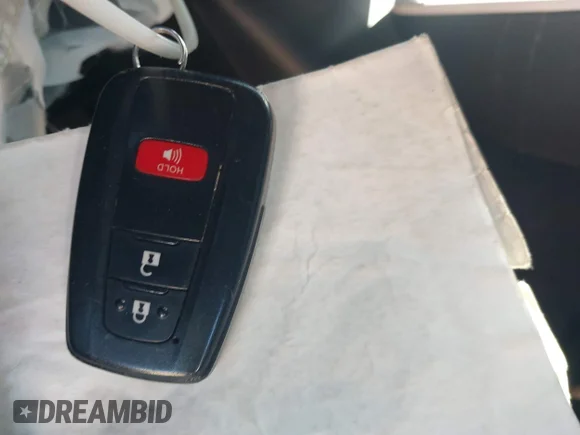✅ 2016 Toyota Prius Four • VIN: JTDKARFU4G3026873 • Lot: 44199166. Wystawiony na IAAI z przebiegiem 82 976 mil. Bezpłatny archiwum sprzedaży aukcyjnych z USA i szczegółowy raport historii pojazdu na DreamBid. Zdjęcie 11.