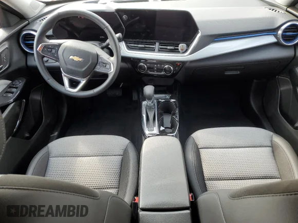 ✅ 2024 Chevrolet Trax LT • VIN: KL77LHE27RC131997 • Лот: 63229324. Опубликован ранее на Copart с пробегом 3 175 миль. Бесплатный доступ к архиву аукционных продаж из США и подробный отчёт об истории автомобиля на DreamBid. Изображение 8.