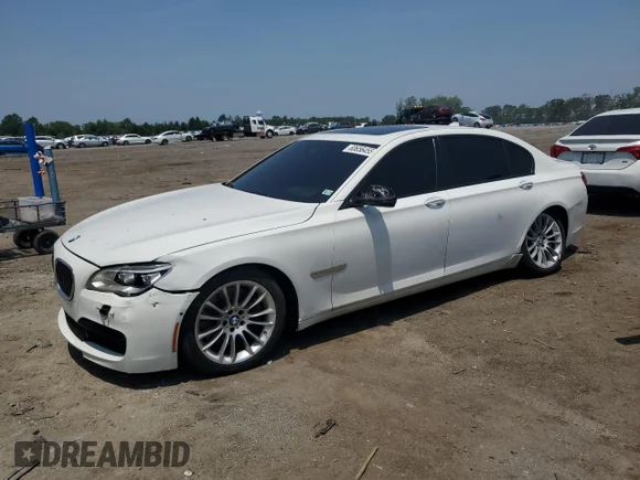 ✅ 2013 BMW 7 Series 750Li • VIN: WBAYE8C55DD133309 • Лот: 60656455. Опубликован ранее на Copart с пробегом 182 562 миль. Бесплатный доступ к архиву аукционных продаж из США и подробный отчёт об истории автомобиля на DreamBid. Изображение 1.