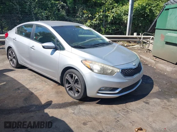 ✅ 2014 Kia Forte EX • VIN: KNAFX4A84E5070917 • Лот: 45112883. Опубліковано раніше на IAAI з пробігом 182 961 миль. Безкоштовний доступ до архіву аукціонних продажів зі США та докладний звіт про історію автомобіля на DreamBid. Зображення 1.