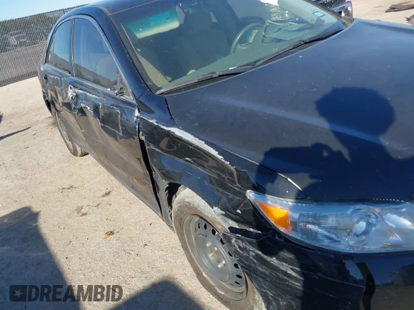 ✅ 2010 Toyota Camry LE • VIN: 4T4BF3EK5AR054893 • Lot: 43505930. Wystawiony na IAAI z przebiegiem 46 801 mil. Bezpłatny archiwum sprzedaży aukcyjnych z USA i szczegółowy raport historii pojazdu na DreamBid. Zdjęcie 6.