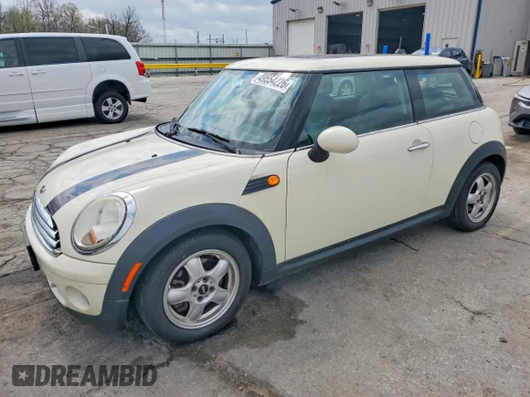 ✅ 2010 MINI Hardtop • VIN: WMWMF3C59ATZ66532 • Lot: 49554226. Listed on Copart with 131,697 mi. Free auction sales archive from the USA and detailed vehicle history report at DreamBid. Image 1.