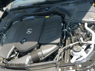 ✅ 2025 Mercedes-Benz C 300 • VIN: W1KAF4GB1SR266603 • Lot: 42581014. Wystawiony na IAAI z przebiegiem 2 643 mil. Bezpłatny archiwum sprzedaży aukcyjnych z USA i szczegółowy raport historii pojazdu na DreamBid. Zdjęcie 21.