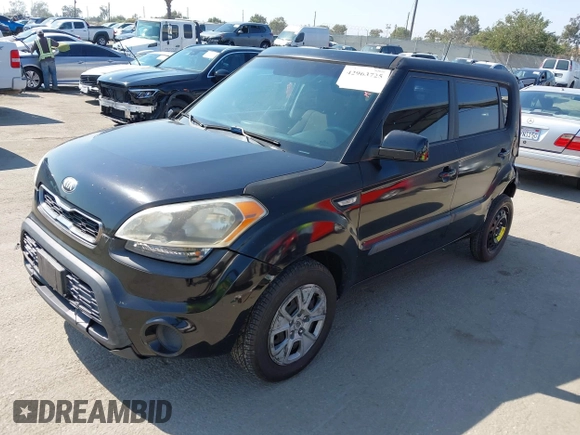 ✅ 2013 Kia Soul • VIN: KNDJT2A58D7621906 • Lot: 42963725. Wystawiony na IAAI z przebiegiem 112 800 mil. Bezpłatny archiwum sprzedaży aukcyjnych z USA i szczegółowy raport historii pojazdu na DreamBid. Zdjęcie 2.