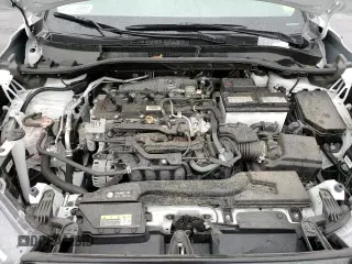 ✅ 2022 Toyota Corolla Cross LE • VIN: 7MUCAABG7NV020461 • Lot: 85522745. Wystawiony na Copart z przebiegiem 36 614 mil. Bezpłatny archiwum sprzedaży aukcyjnych z USA i szczegółowy raport historii pojazdu na DreamBid. Zdjęcie 16.