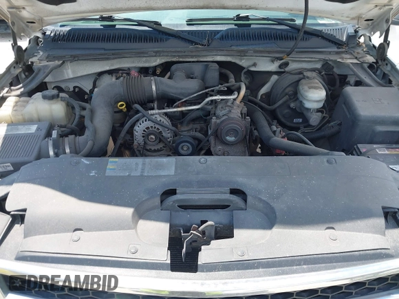 ✅ 2007 Chevrolet Silverado 1500 Work Truck • VIN: 1GCEC14X77Z195630 • Lot: 43020759. Wystawiony na IAAI z przebiegiem 274 833 mil. Bezpłatny archiwum sprzedaży aukcyjnych z USA i szczegółowy raport historii pojazdu na DreamBid. Zdjęcie 10.