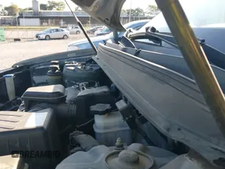 ✅ 2009 Hyundai Santa Fe Limited • VIN: 5NMSH13E49H257061 • Lot: 43183218. Listed on IAAI with 240,399 mi. Free auction sales archive from the USA and detailed vehicle history report at DreamBid. Image 12.