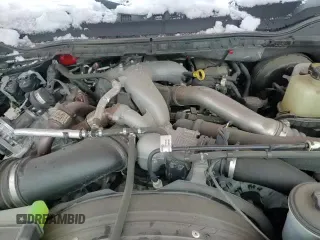 ✅ 2021 Ford F-350 Lariat • VIN: 1FT8X3BT7MEC41585 • Lot: 45371905. Listed on Copart with 52,460 mi. Free auction sales archive from the USA and detailed vehicle history report at DreamBid. Image 13.