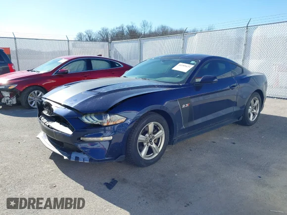 ✅ 2019 Ford Mustang EcoBoost • VIN: 1FA6P8TH6K5124906 • Lot: 44189423. Wystawiony na IAAI z przebiegiem 89 691 mil. Bezpłatny archiwum sprzedaży aukcyjnych z USA i szczegółowy raport historii pojazdu na DreamBid. Zdjęcie 2.
