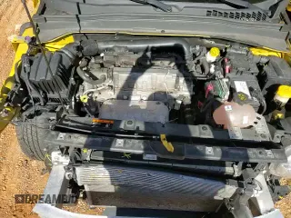 ✅ 2017 Jeep Renegade Sport • VIN: ZACCJBABXHPG25890 • Lot: 90972385. Wystawiony na Copart z przebiegiem 81 420 mil. Bezpłatny archiwum sprzedaży aukcyjnych z USA i szczegółowy raport historii pojazdu na DreamBid. Zdjęcie 15.